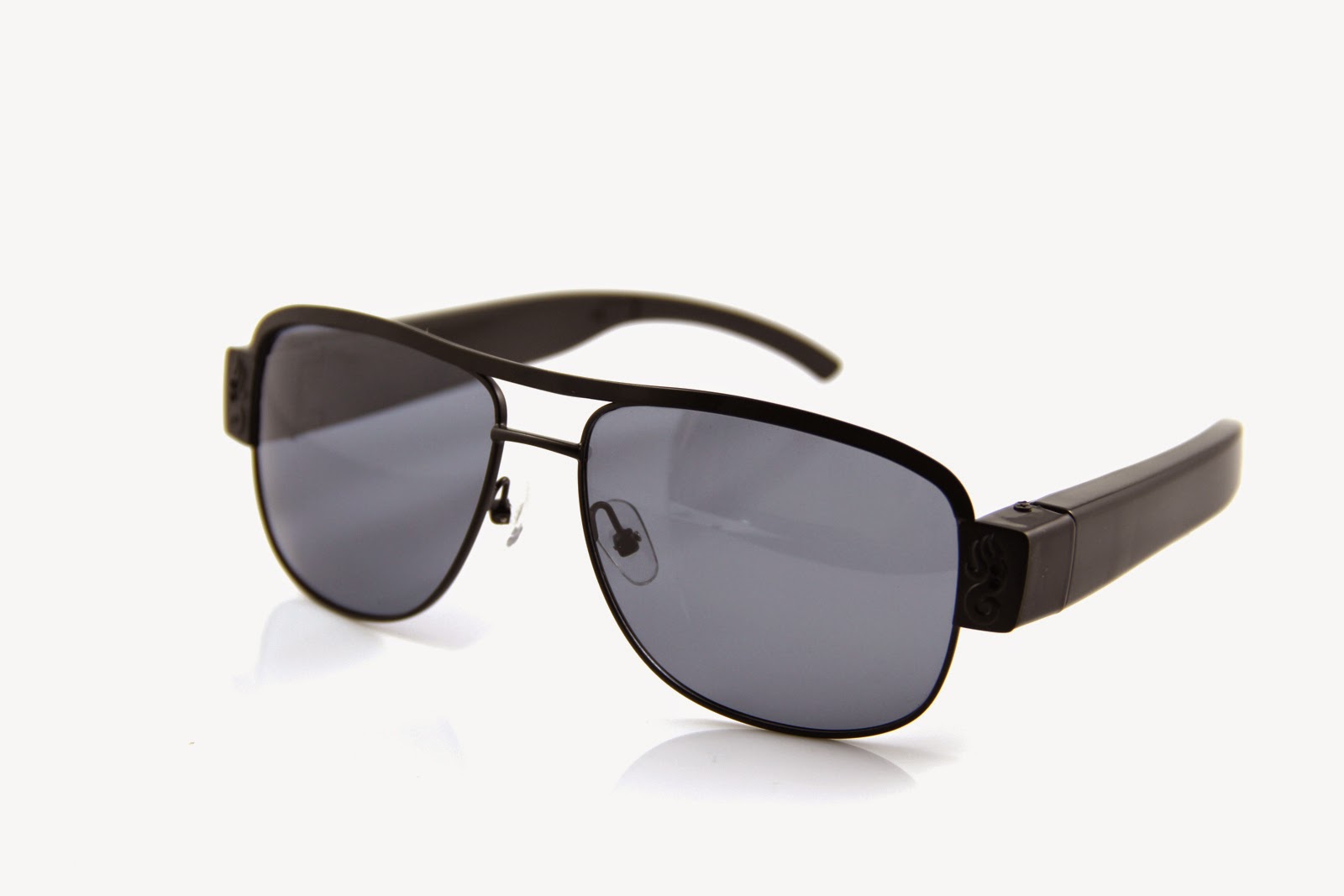 de soleil Aviator caméra espion 720